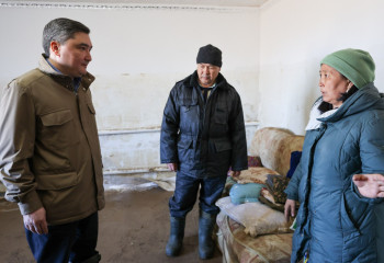 Су тасқынынан зардап шеккендердің несиесі 3 айға кейінге шегеріледі - Олжас Бектенов