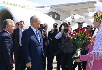 Tokayev arrives in Uzbekistan on working visit