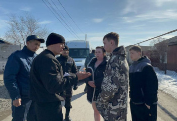 Более 700 полицейских и военнослужащих помогают бороться со стихией в Костанайской области