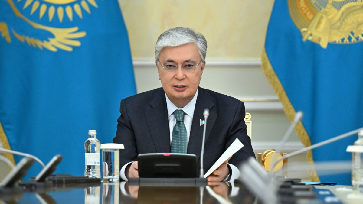 Tokayev gives number of instructions to akims of regions and cities