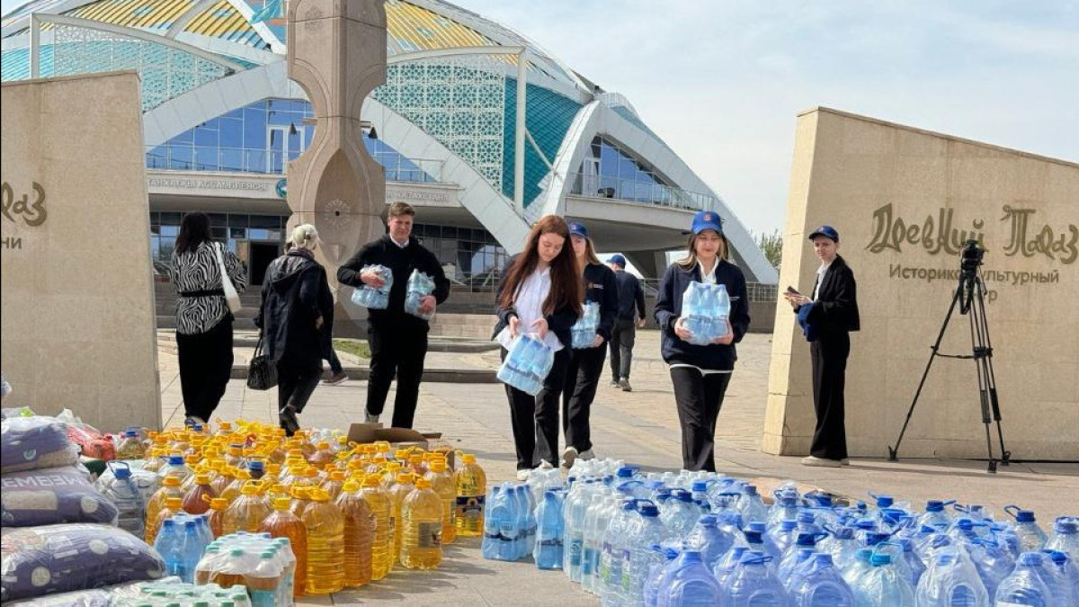212 тонн гуманитарной помощи было отправлено Ассамблеей народов Казахстана пострадавшим от паводков