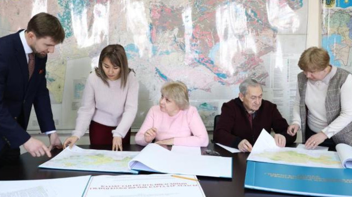 Ученые Satbayev University представили атлас гидрогеологических карт Казахстана