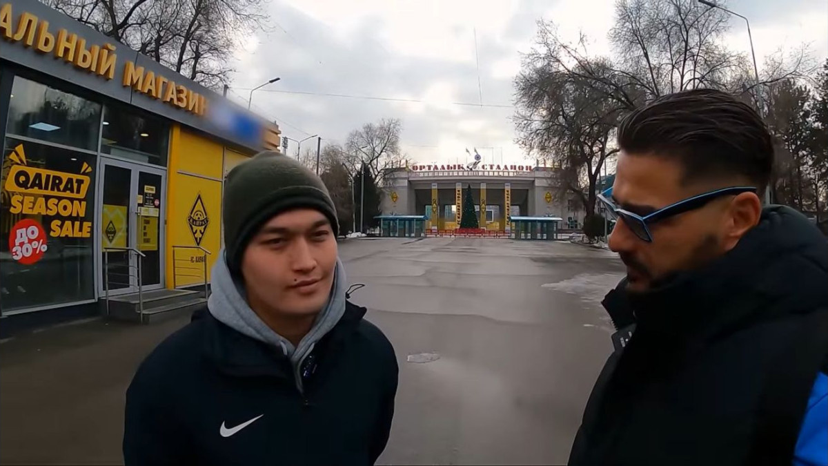 Капитан сборной Казахстана проиграл все на ставках - блогер Красава