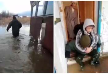 Спасатель вынес пожилого мужчину и детей во время паводка в Актюбинской области