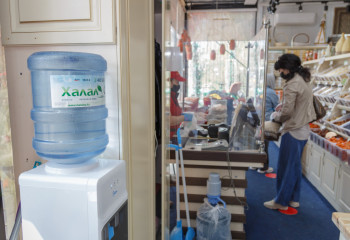 В Петропавловске люди массово скупают воду в магазинах