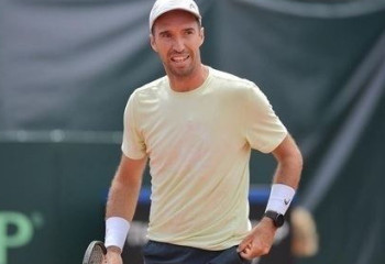 Четырехчасовой драмой завершился четвертьфинал с участием казахстанца на турнире в Мадриде