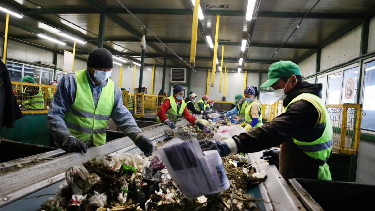  Алматы қаласының әкімдігі 