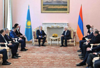 Токаев призвал к скорейшему урегулированию отношений между Арменией и Азербайджаном