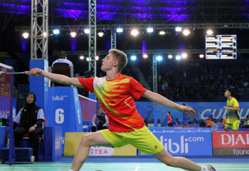 Олимпийскую лицензию по бадминтону заполучил казахстанец  Дмитрий Панарин