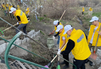 ШҚО еріктілері «Киелі мекен» апталығына белсенді қатысып жатыр