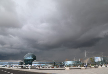 «Шаңды дауыл, найзағайлы жаңбыр». Демалыс күндері ауа райы тұрақсыз болады