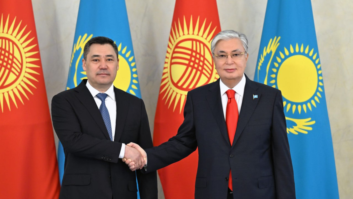 Kassym-Jomart Tokayev and Sadyr Japarov hold talks in a narrow format