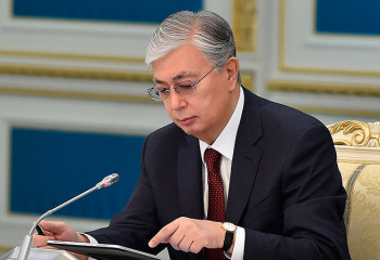 Токаев подписал закон по вопросам здравоохранения, который вводит запрет на вейпы