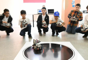 В Астане прошли соревнования по робототехнике среди детей