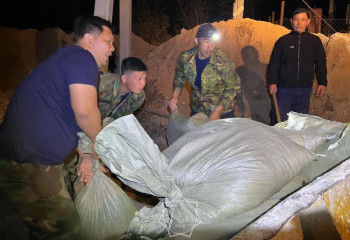 Для борьбы с паводками в ЗКО прибыли спасатели из других регионов