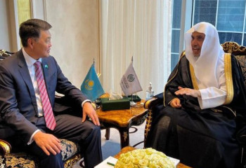Secretary General of MWL Noted Leading Role of Kazakhstan in Strengthening a Dialogue Between Representatives of Various Religions