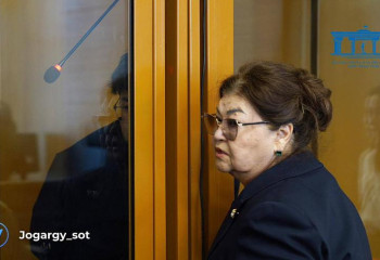 «Балаң бірнәрсе бүлдірді». Көріпкел Альмира Бишімбаеваға хабарласқан