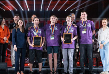 Казахстанец завоевал золотую медаль в чемпионате мира по программированию ICPC