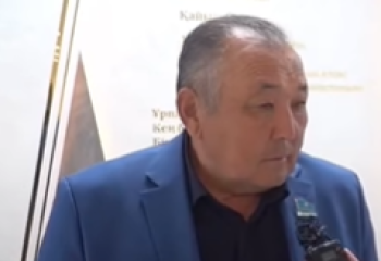 «Нанның бәрі қоқыста жатады»: Депутат нан бағасын 500 теңгеге көтеруді ұсынды