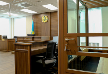 Жительницу Костаная приговорили к четырем годам тюрьмы за мошенничество с турами