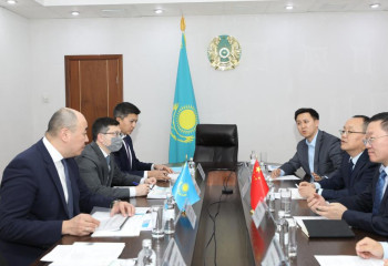 Канат Шарлапаев встретился с представителями делегации Китайской Народной Республики