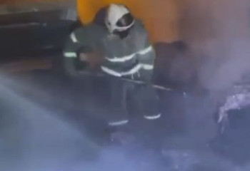 Алматыда металл қоймасы өртенді