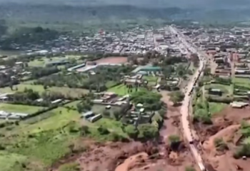 Бөгет бұзылып, қырықтан астам адам қаза тапты