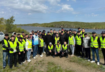 В рамках экоакции очищена территория водопада в Актюбинской области