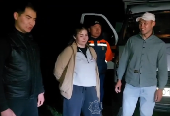 Двое мужчин и женщина не смогли спуститься с гор в Туркестанской области