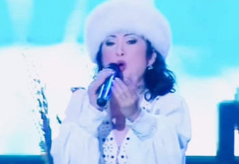 «Фольклор ханшайымы». Мақпал Жүнісованың видеосы көпшілікті елжіретті