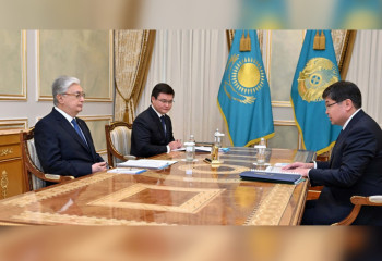 Президент Казахстана провёл встречу с министром финансов Мади Такиевым