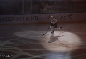 Сборная Казахстана уступила команде «Россия 25» перед стартом на ЧМ-2024 по хоккею