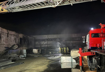 Ақтөбеде қоймадағы өрт сөндірілді