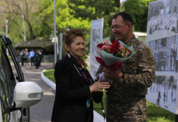 В Алматы жасулановцы встретились с фронтовиком и ветеранами Вооруженных сил