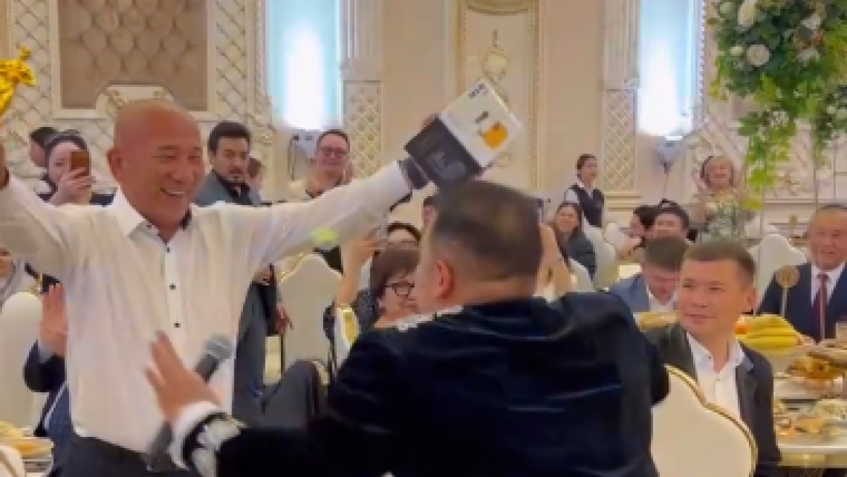  instagram.com/beka_showman 