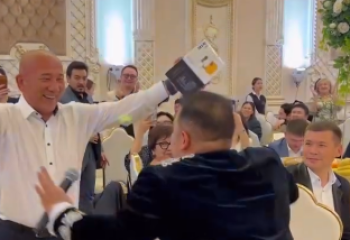«Краш». Салтанат Нүкенованың ісіндегі сот сарапшысы тойдың жұлдызы болды