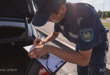 Внимательно изучить изменения в ПДД рекомендуют казахстанцам