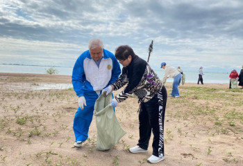 Қапшағай су қоймасының жағалауынан 10 тонна қоқыс шығарылды