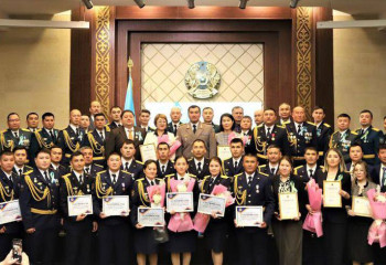 Құтқарушыларға мемлекеттік және ведомстволық наградалар табыс етілді