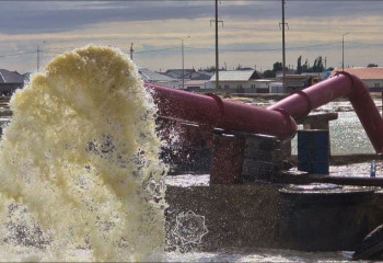 Спасатели МЧС отвели воду из 2 900 частных домов в Кульсары