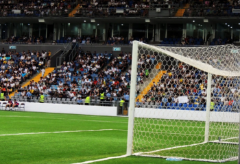 Кәсіби футболды мемлекет есебінен қаржыландыру керек пе?