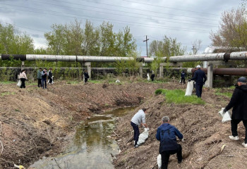 Қарағандыда Бұқпа өзенінің жағасы қоқыстан тазартылды