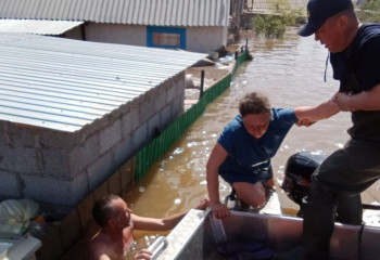Оперштаб МЧС подсчитал количество боровшихся с паводками силовиков
