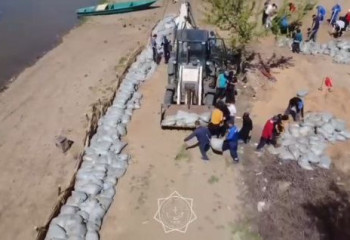 Атырауда ұзындығы 300 метрге жуық бөгет салынды