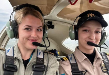 Тек қыздардан құралған экипаж алғашқы рейсін жасады