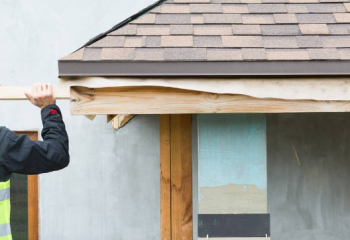 Министрлік жұмыссыз азаматтарды су тасыған аймақтарда үй салуға шақырды