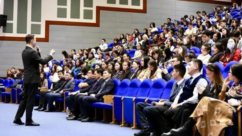  © акимат Астаны 