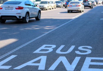 Бишкекских госслужащих обязали передвигаться на общественном транспорте