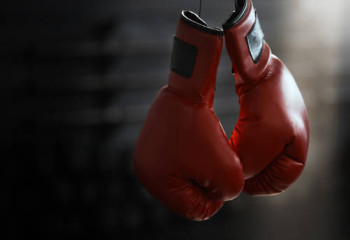 29 жастағы боксшы жекпе-жектен кейін қайтыс болды