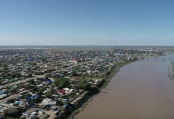 В Жылыойском районе проводят оценку ущерба домов после паводка